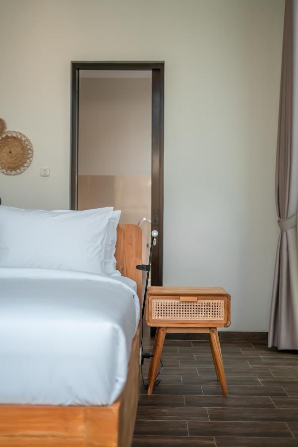 Selikur 1 - Spacious 3br In Seminyak! Perfect Location! Seminyak (Bali)